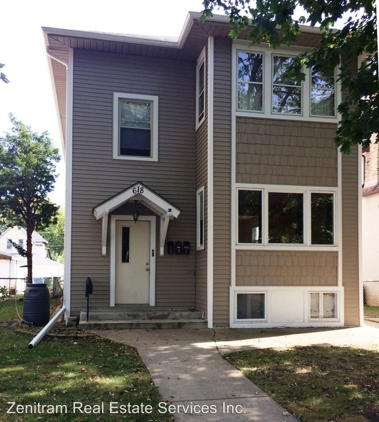 618 Ferdinand Ave, Forest Park, IL 60130 Condo for Rent in Forest