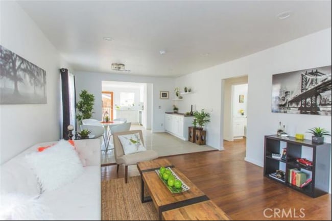 Foto del edificio - 3172 Atwater Avenue