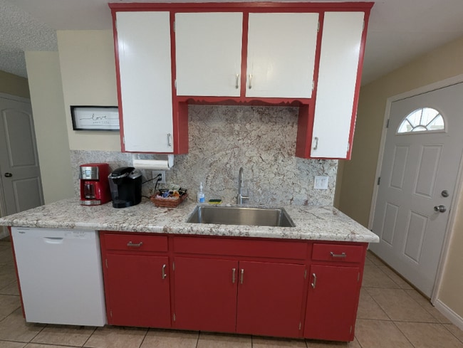 Foto del edificio - 31100 Ruth Hill Rd