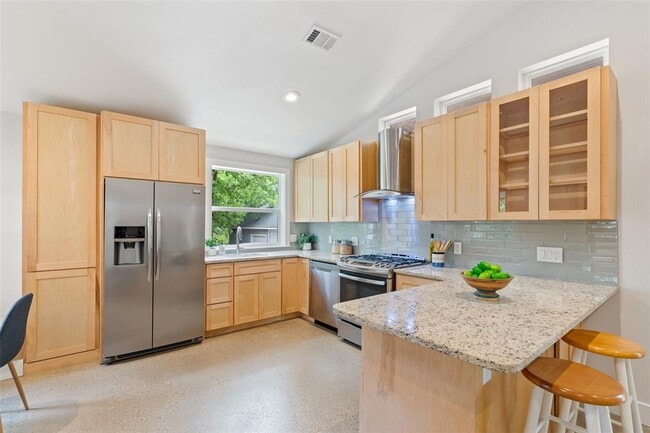 Foto del edificio - 2211 E 18th St