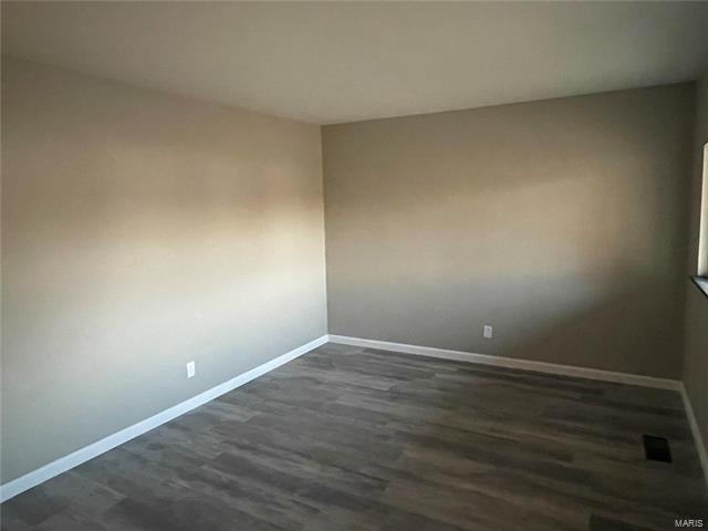 Building Photo - 1350 Estes Dr
