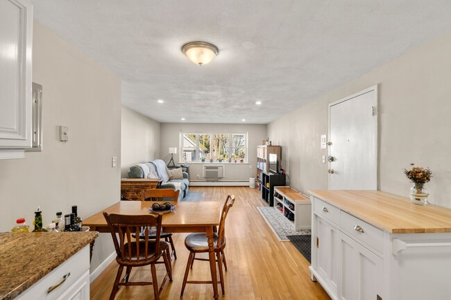 Foto del edificio - Modern Kitchen - Natural Light - Close to ...