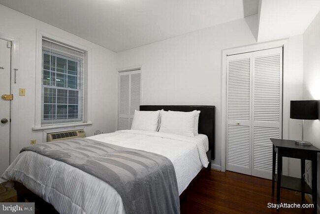 Building Photo - 1314 13th St NW