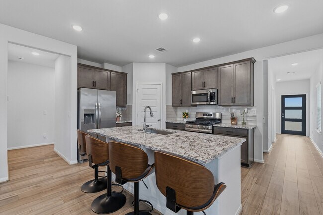 Foto del edificio - 8320 Bristlecone Pne Wy