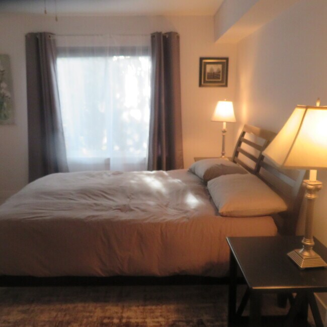 Foto del edificio - 7270 Huntsmen Cir