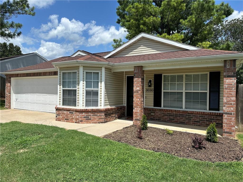 Foto principal - 3030 W Wildflower St