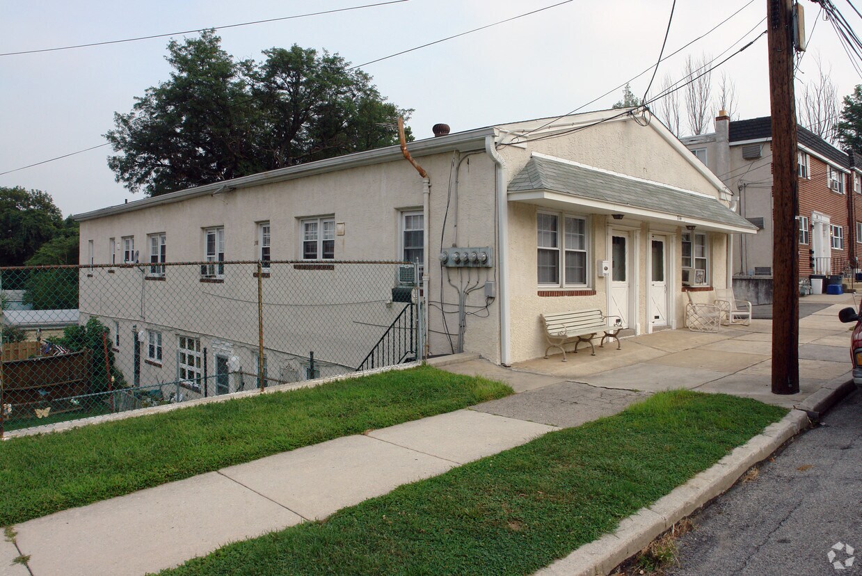 Foto del edificio - 714 Maple St