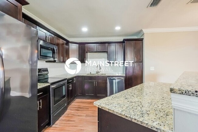 Foto del edificio - 3 Bedroom Pet-Friendly Home in Lehigh Acre...