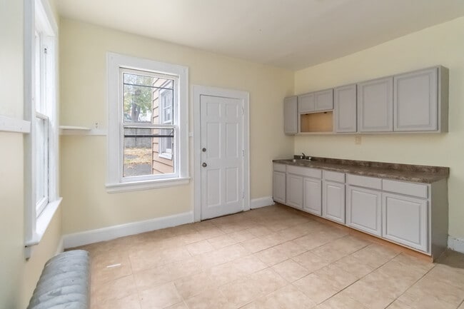 Foto del edificio - 24 Wheeler St