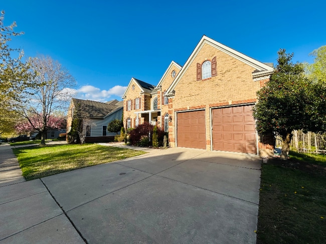 Photo - 15506 Symondsbury Way House