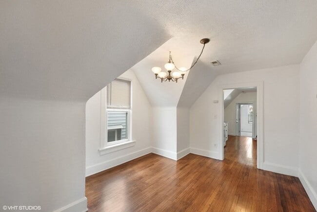 Building Photo - 1747 W Newport Ave