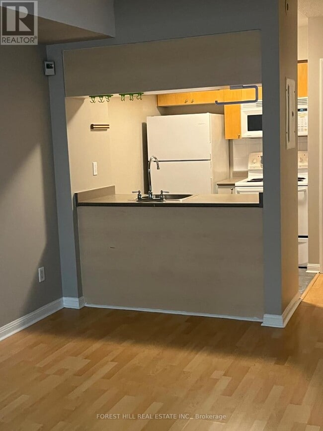 Building Photo - 3 Everson Dr