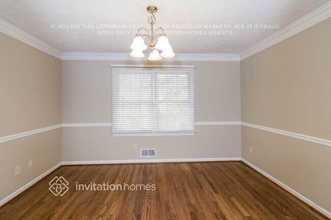 Foto del edificio - 4950 Gold Mine Dr