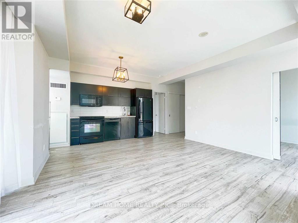 Photo principale - 126-2126 Simcoe St