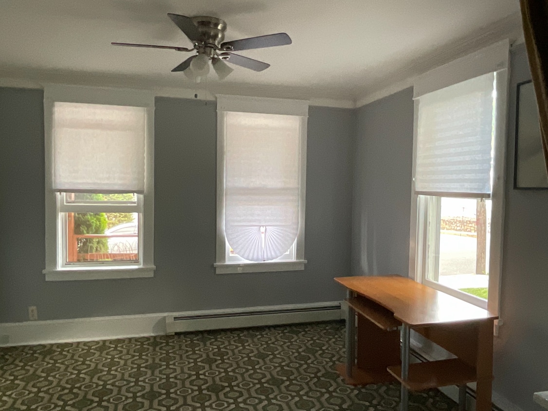Foto principal - 51 Maple Ave