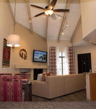 Building Photo - 6302 E Camelback Rd