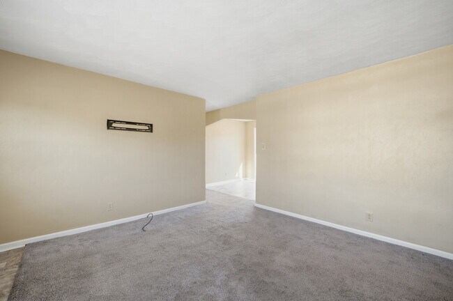 Foto del edificio - 9522 6th Bay St