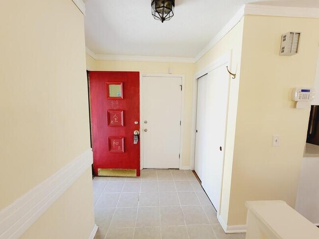 Foto del edificio - 5605 E 17th St N