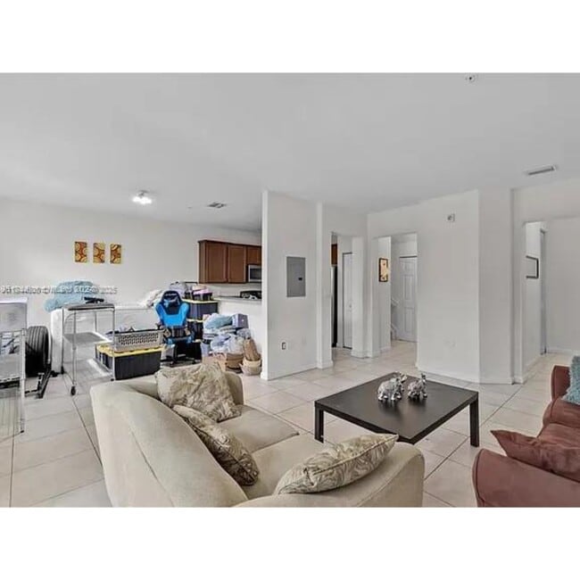 Foto del edificio - 10620 NW 88th St