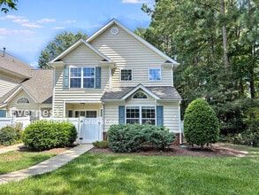 Building Photo - 4608 Twin Hickory Lake Dr