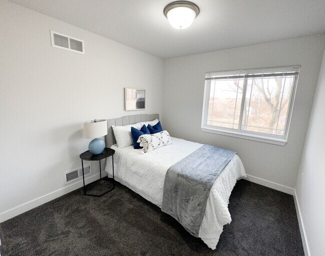 Foto del edificio - 3 Bed / 2.5 Bath Townhome for rent in Cottage Grove!