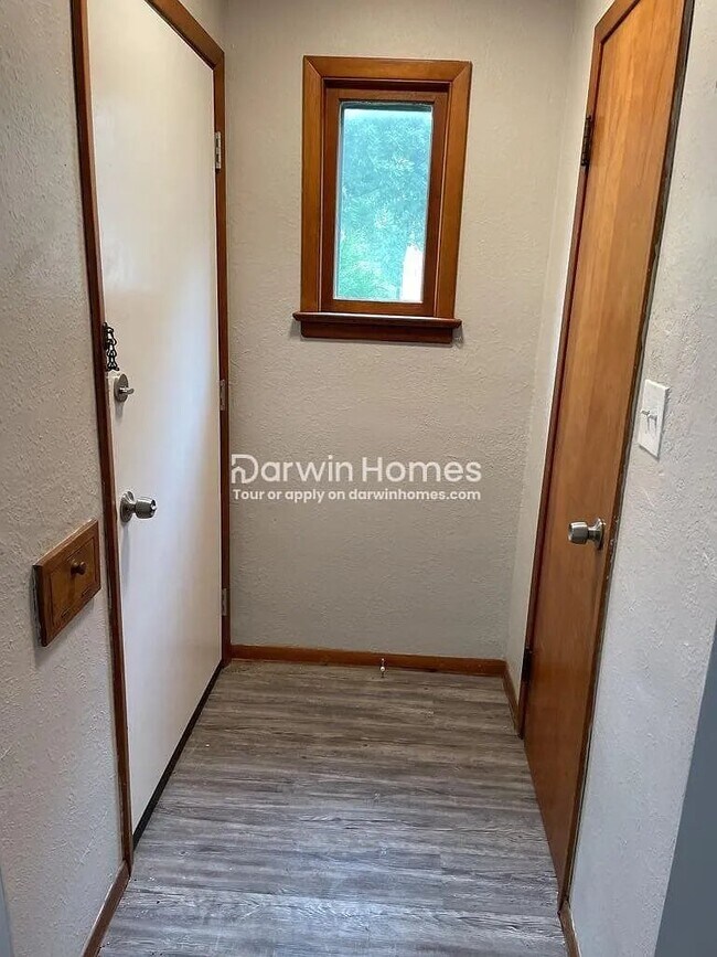 Foto del edificio - 20641 Centuryway Rd