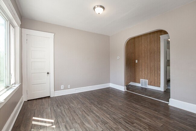 Foto del edificio - 3408 E 140th St