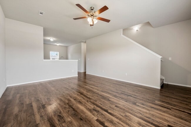 Building Photo - New Home Waiting For You!