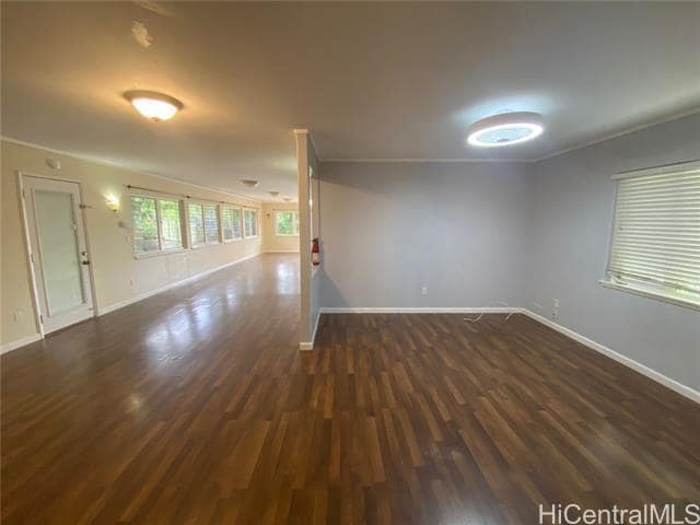 Foto del edificio - 11 Haumalu Pl