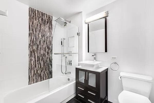 Building Photo - 520 West 23rd Street