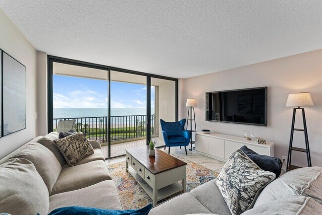 Foto del edificio - 300 Ocean Trail Way