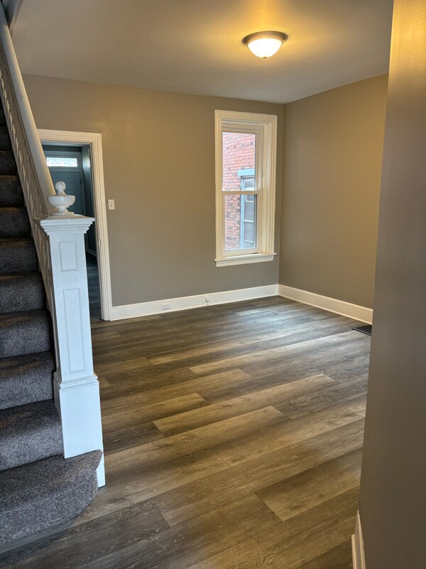 Building Photo - 640 Kelker St