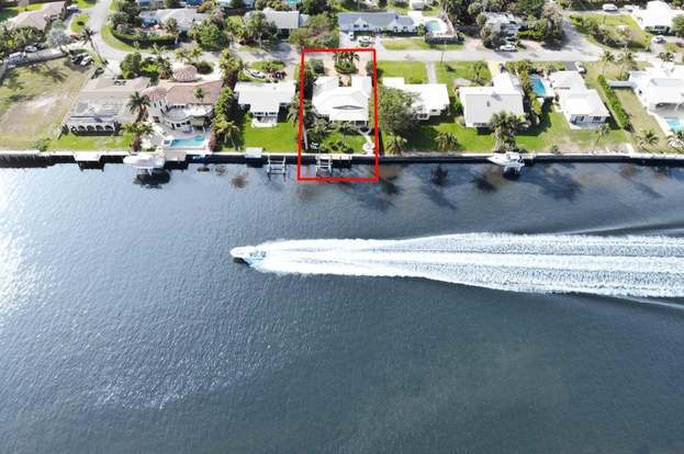 Foto del edificio - 3111 Karen Dr