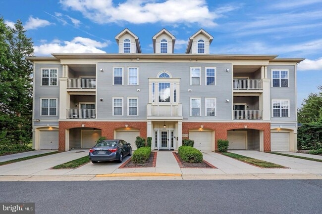 Building Photo - 11330 Westbrook Mill Ln