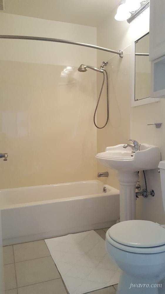 Building Photo - 1880 California St