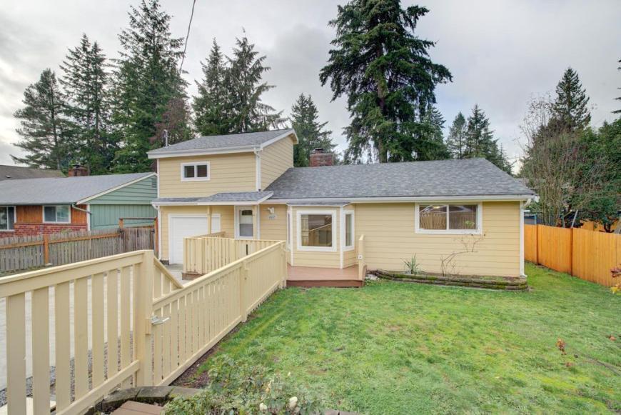 Foto principal - 3 bedroom in Shoreline WA 98133