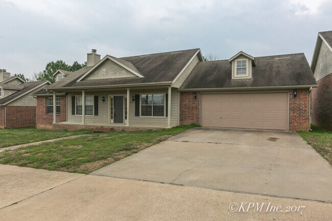 Foto del edificio - 4375 E Holiday Drive, Fayetteville, AR 72701