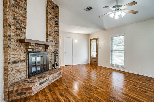 Building Photo - 1318 Clearview Dr