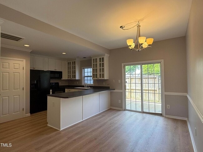 Building Photo - 2101 Piney Brook Rd