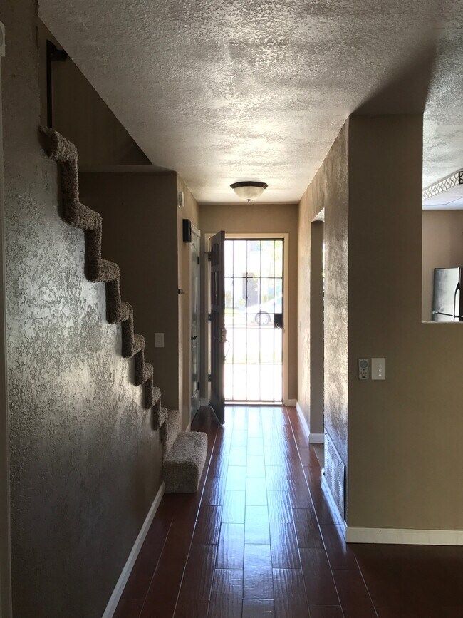 9307 Darcy Ct Unit NA, Santee, CA 92071 Condo for Rent in Santee, CA