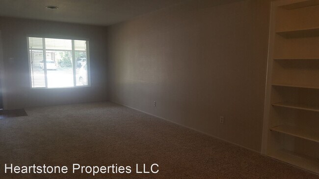 Building Photo - 3 br, 2 bath House - 1064 Tucson Street
