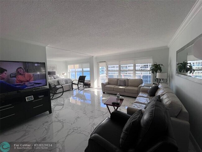 Foto del edificio - 3500 Galt Ocean Dr
