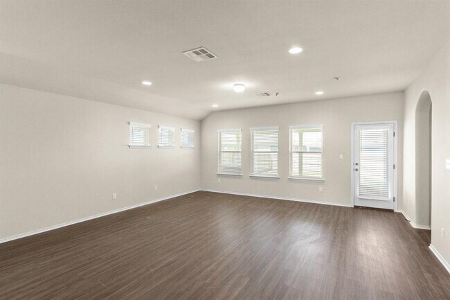 Building Photo - 3457 Pauling Loop