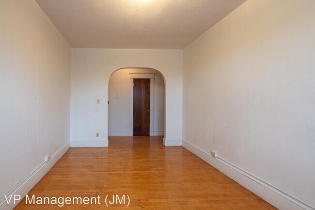 Building Photo - 444-448 Appleton St
