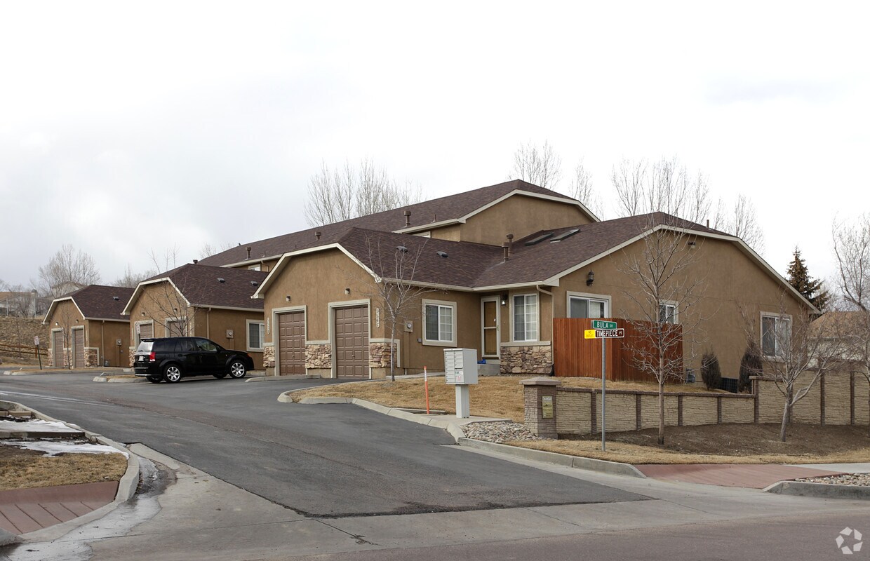 Foto principal - Sundial Townhomes