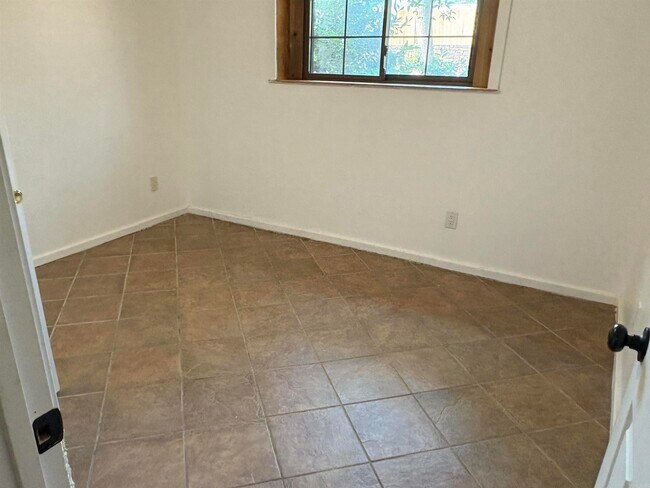 Foto del edificio - 132 Gray Cir