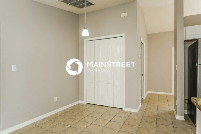 Foto del edificio - 3 Bedroom Pet-Friendly Home in Lehigh Acres, FL with Main Street Renewal