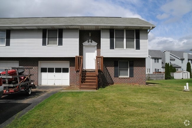 Building Photo - 3143 Shellers Bend