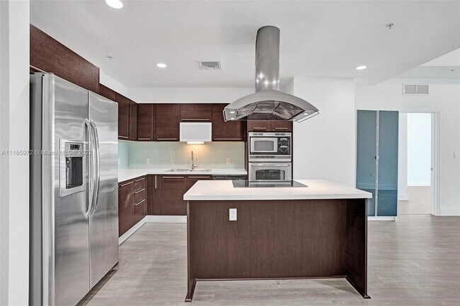 Foto del edificio - 7928 East Dr