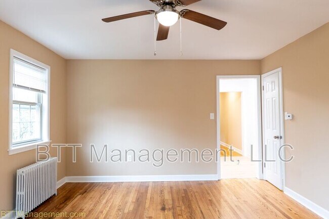 Foto del edificio - 8712 Plymouth St